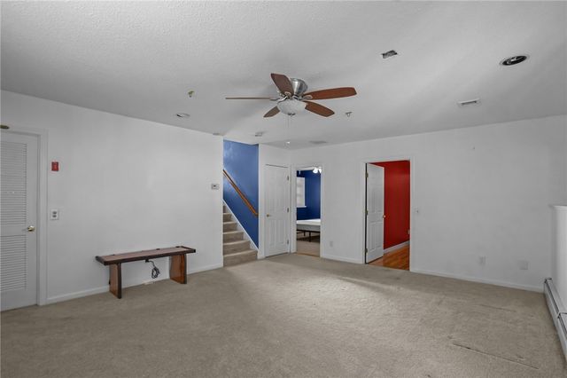 25 Ivy Hollow Court, Cranston, RI 02921