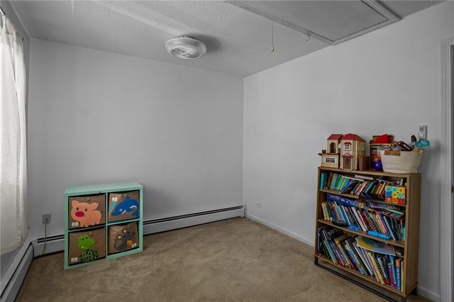 25 Ivy Hollow Court, Cranston, RI 02921