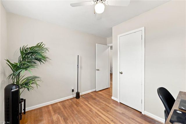202 Sequoia RD, Portsmouth, VA 23701