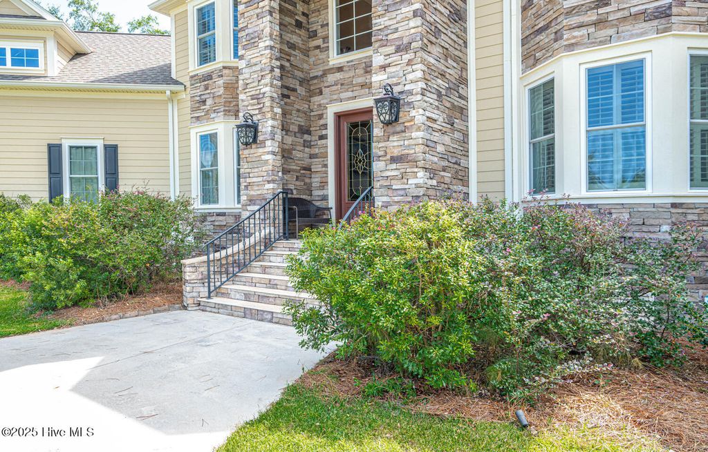 Image 8 of property listing at 6756 Limerick Place SW, Ocean Isle Beach, NC 28469