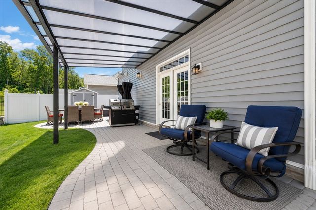 3003 Audrey Dr, Hempfield Twp, PA 15601