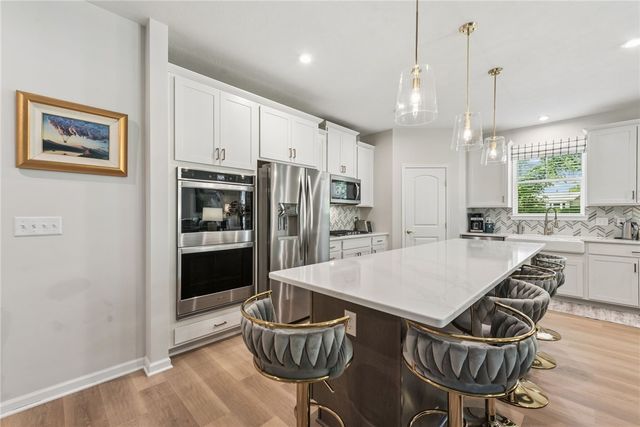 3003 Audrey Dr, Hempfield Twp, PA 15601