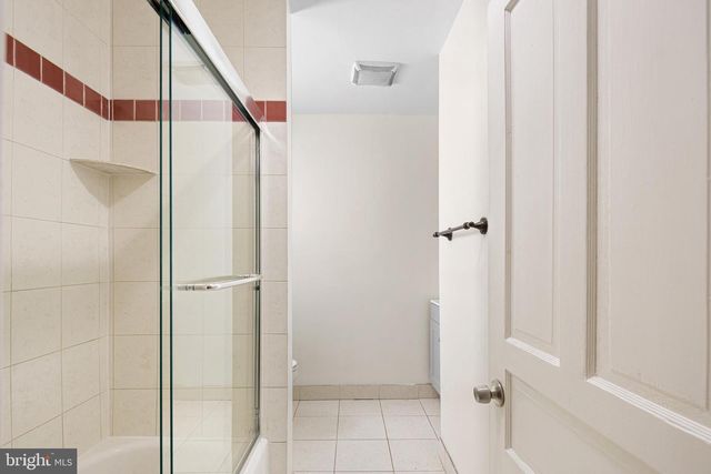 146 W 1ST AVE, Conshohocken, PA 19428