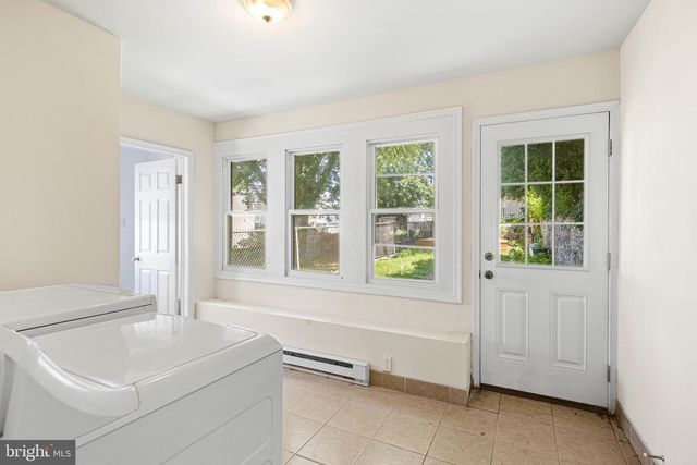 146 W 1ST AVE, Conshohocken, PA 19428