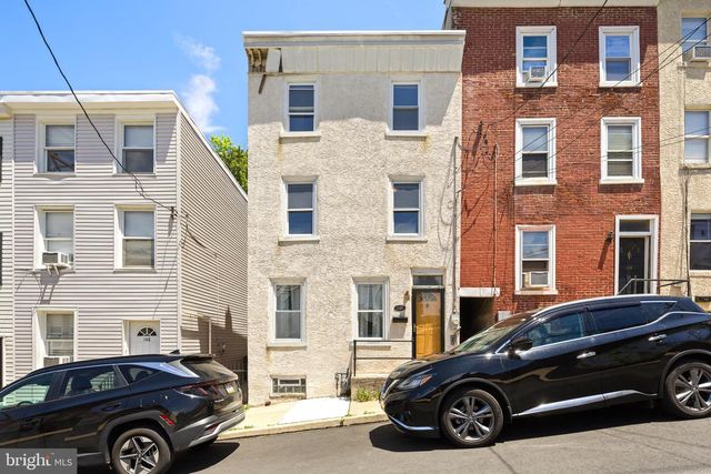 146 W 1ST AVE, Conshohocken, PA 19428