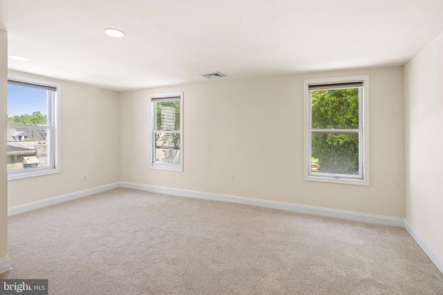 146 W 1ST AVE, Conshohocken, PA 19428