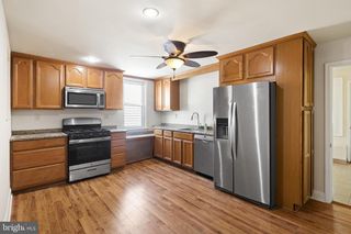 146 W 1ST AVE, Conshohocken, PA 19428
