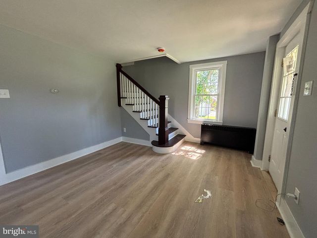 888 WALNUT ST, Honey Brook, PA 19344