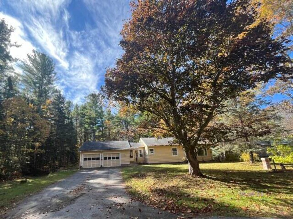 539 Route 374, Cadyville, NY 12918