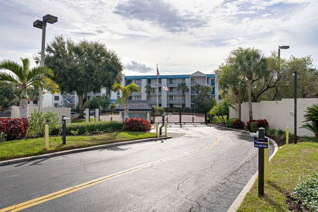 2424 W TAMPA BAY BOULEVARD D205, Tampa, FL 33607