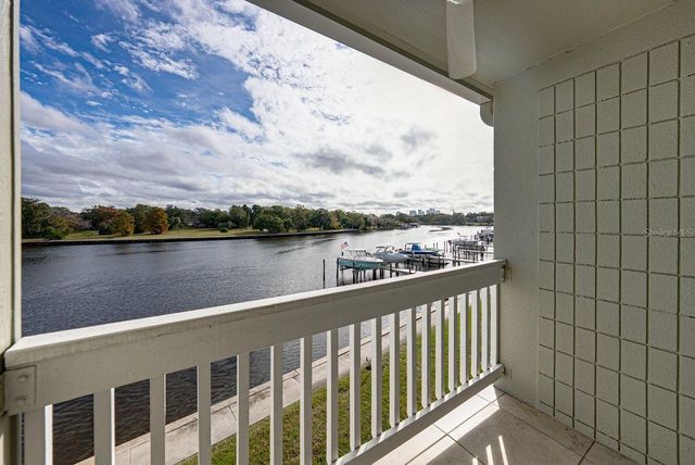 2424 W TAMPA BAY BOULEVARD D205, Tampa, FL 33607