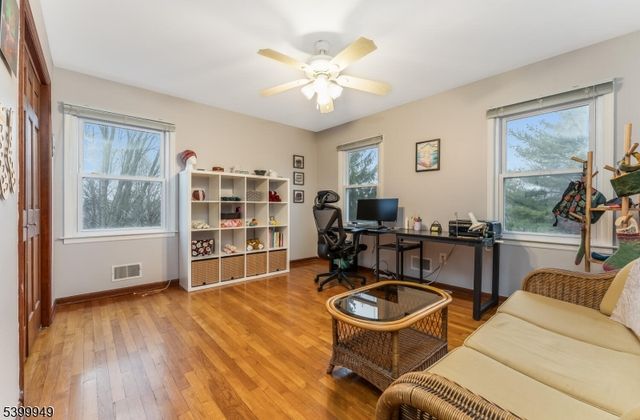 3 Grace Dr, Clinton Twp., NJ 08801