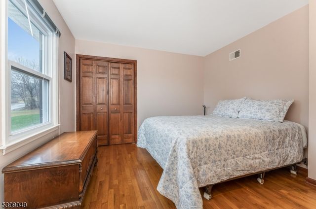 3 Grace Dr, Clinton Twp., NJ 08801