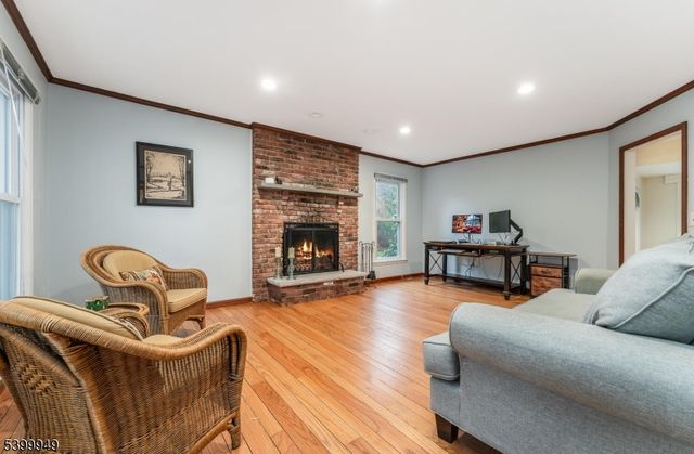 3 Grace Dr, Clinton Twp., NJ 08801