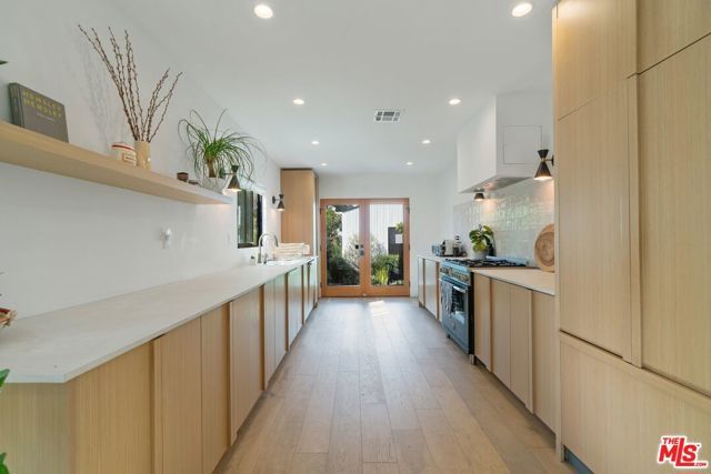 1861 W 38th Street, Los Angeles, CA 90062