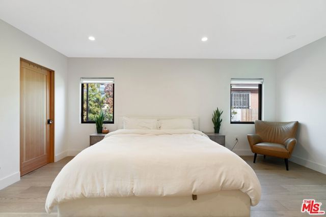 1861 W 38th Street, Los Angeles, CA 90062