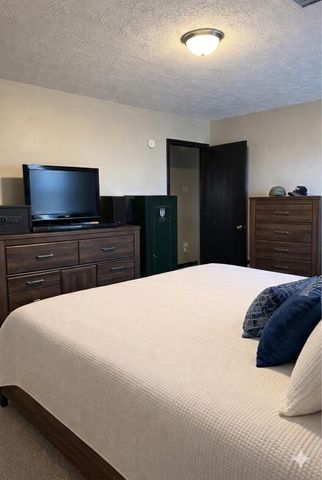 59 Holiday Road, Winchester, KY 40391