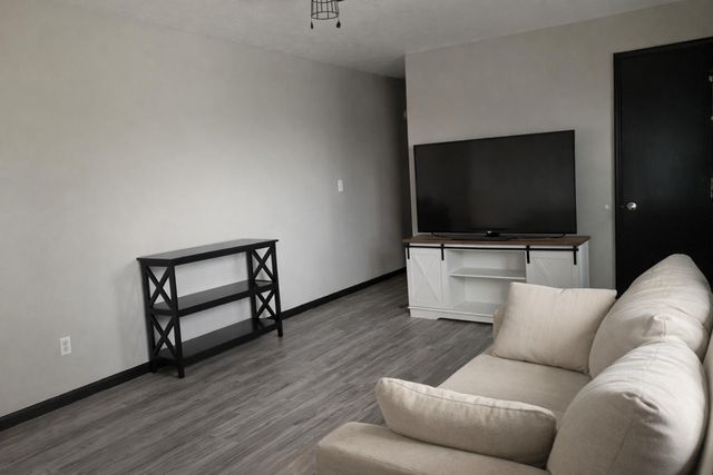 59 Holiday Road, Winchester, KY 40391