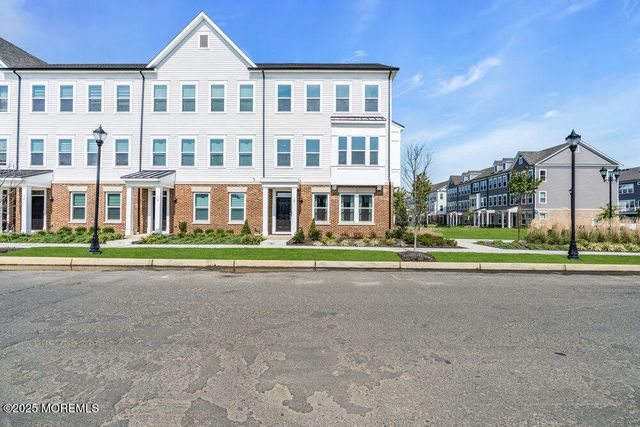 15 Signal Avenue, Oceanport, NJ 07757