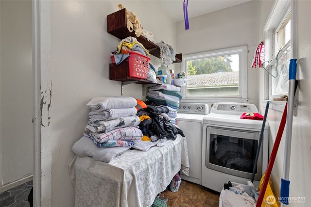 3322 3324 S 10th Street, Tacoma, WA 98405