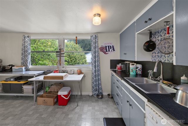 3322 3324 S 10th Street, Tacoma, WA 98405