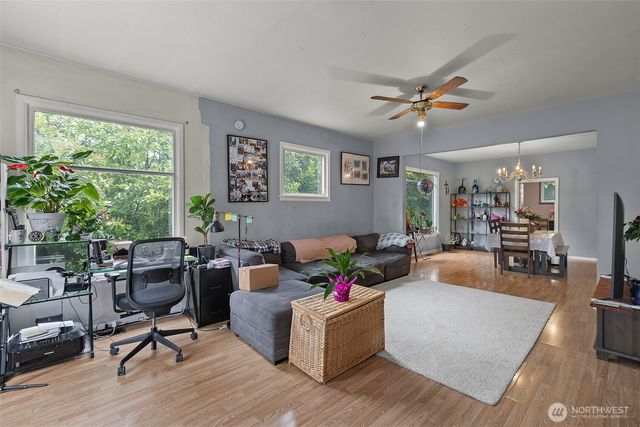 3322 3324 S 10th Street, Tacoma, WA 98405