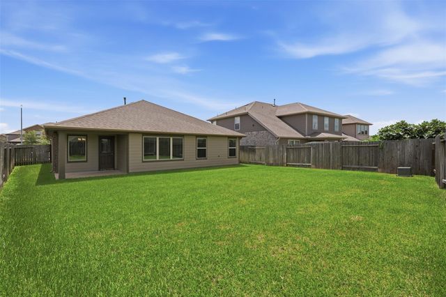 18326 Pin Oak Lake Drive, Richmond, TX 77407