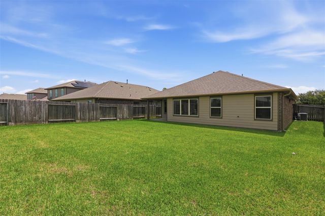 18326 Pin Oak Lake Drive, Richmond, TX 77407