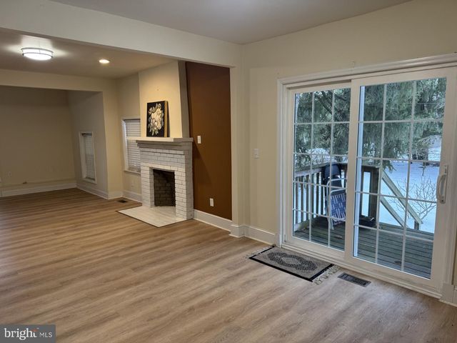 224 E BURKE AVE, Towson, MD 21286