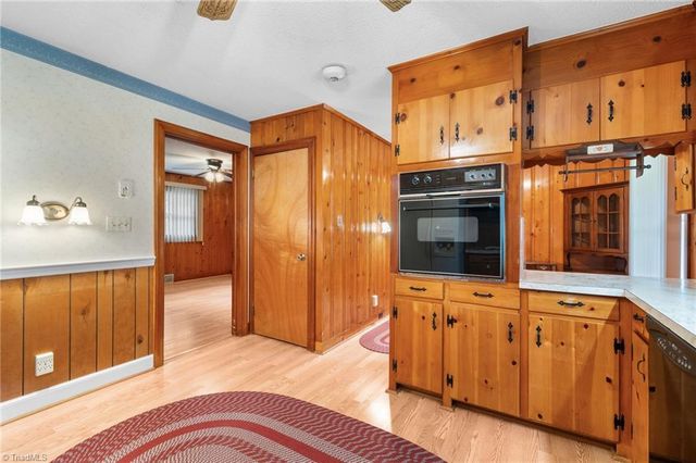3966 Ebert Road, Winston-salem, NC 27127