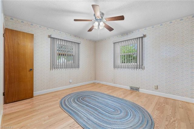 3966 Ebert Road, Winston-salem, NC 27127