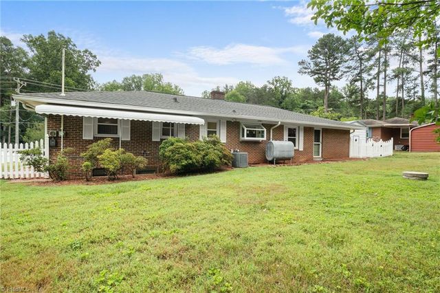 3966 Ebert Road, Winston-salem, NC 27127