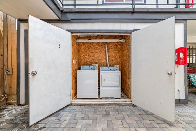 1424 Marshall Street 9, Houston, TX 77006