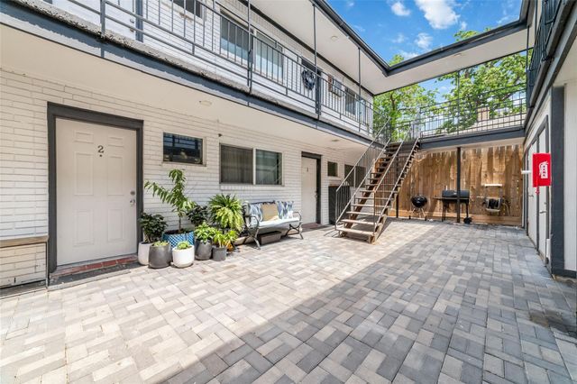 1424 Marshall Street 9, Houston, TX 77006