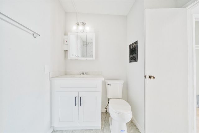 1424 Marshall Street 9, Houston, TX 77006