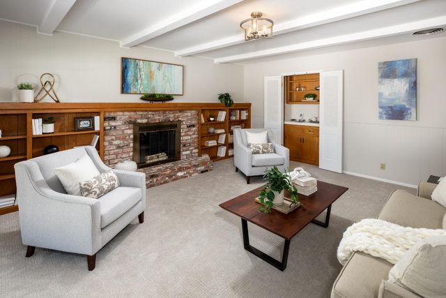 807 University Avenue, Los Altos, CA 94024