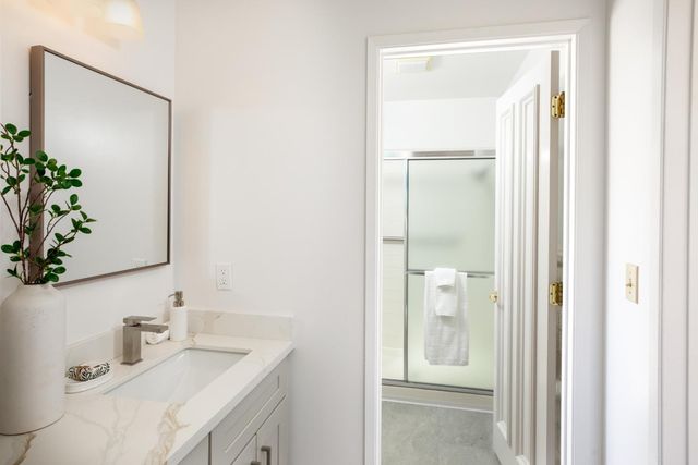 807 University Avenue, Los Altos, CA 94024