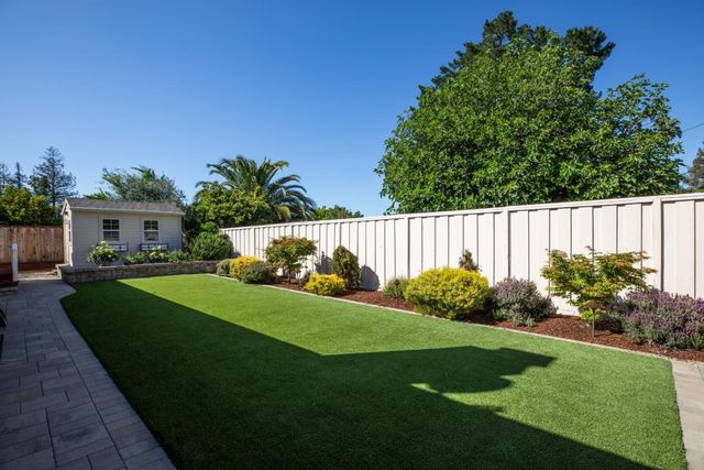 807 University Avenue, Los Altos, CA 94024