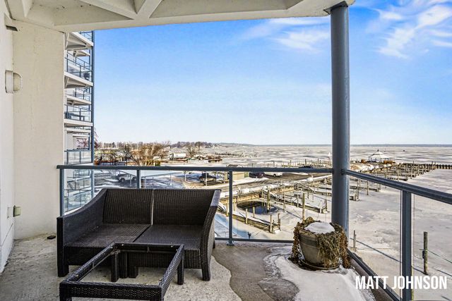 2964 Lakeshore Drive E 204, Muskegon City, MI 49441