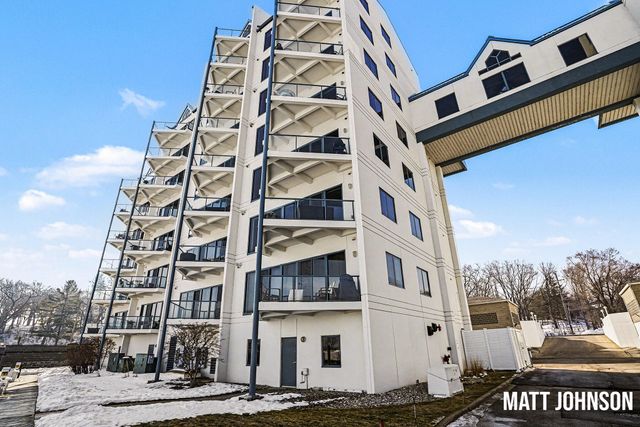 2964 Lakeshore Drive E 204, Muskegon City, MI 49441