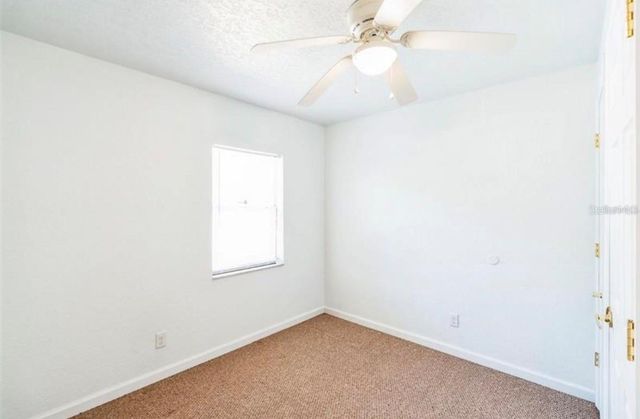 612 KENSINGTON STREET, Eustis, FL 32726