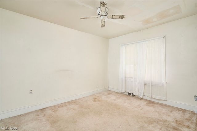 939 Lovers Lane, Akron, OH 44306