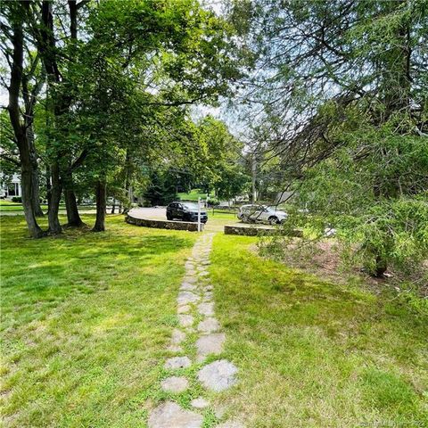 92 Compo Road South, Westport, CT 06880