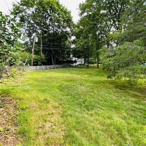 92 Compo Road South, Westport, CT 06880