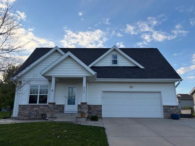 4532 Scenic View Road, Windsor, WI 53598