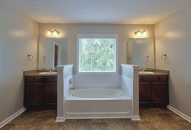 1429 Evergreen Trail, Hinesville, GA 31313