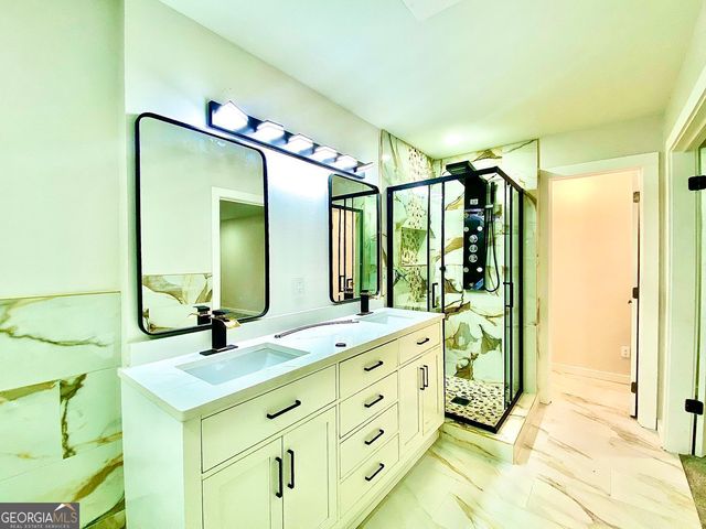 5390 Rockbridge Road, Stone Mountain, GA 30088