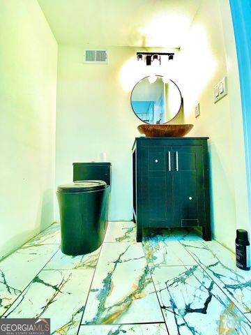 5390 Rockbridge Road, Stone Mountain, GA 30088