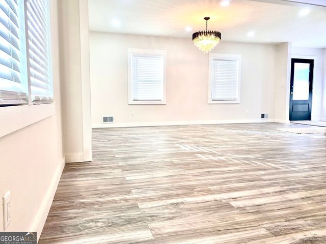 5390 Rockbridge Road, Stone Mountain, GA 30088