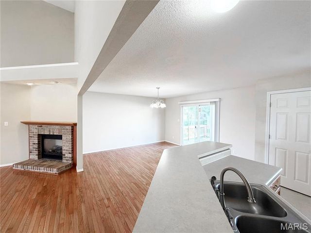 923 Victoria Lane, O'fallon, IL 62269